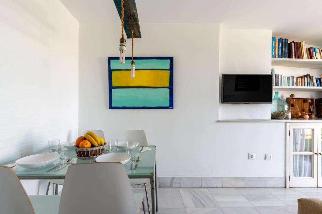 Apartamento Atico Con Vistas A La Torre Del Oro Y Catedral By Thegoodtourist