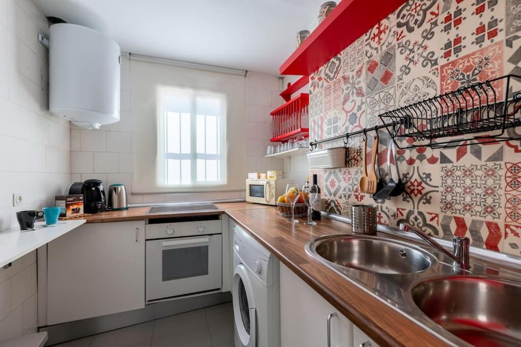 Apartamento Atico Con Vistas A La Torre Del Oro Y Catedral By Thegoodtourist *